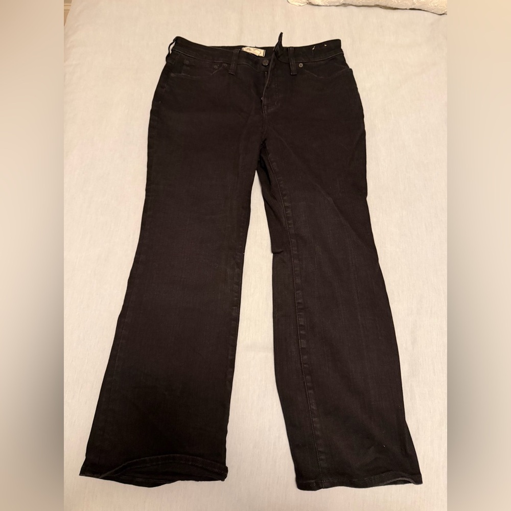 Madewell Black Denim Jeans Curvy Kick Out size 31